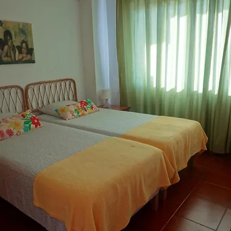 Geranios 2 Apartment *